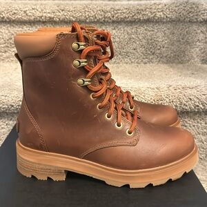 Sorry Lennox lace waterproof boot